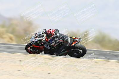 media/Apr-20-2025-CVMA (Sun) [[39090e8767]]/Race 9-Formula LW Twins Shootout/